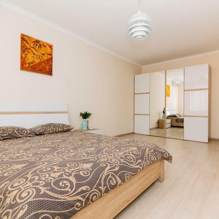 Luxury Studio Apart-Hotel In Centre 2 Room Sumy Eksteriør billede
