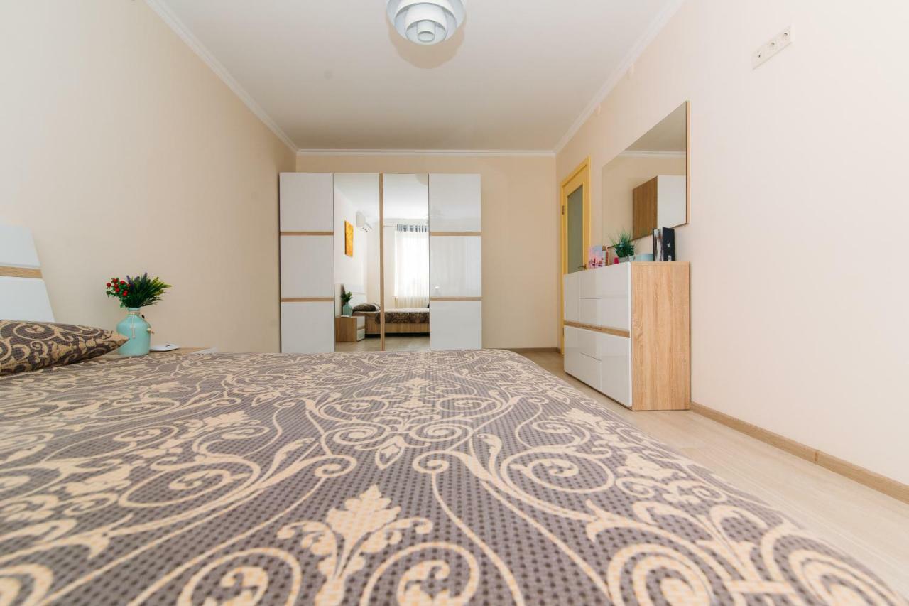 Luxury Studio Apart-Hotel In Centre 2 Room Sumy Eksteriør billede