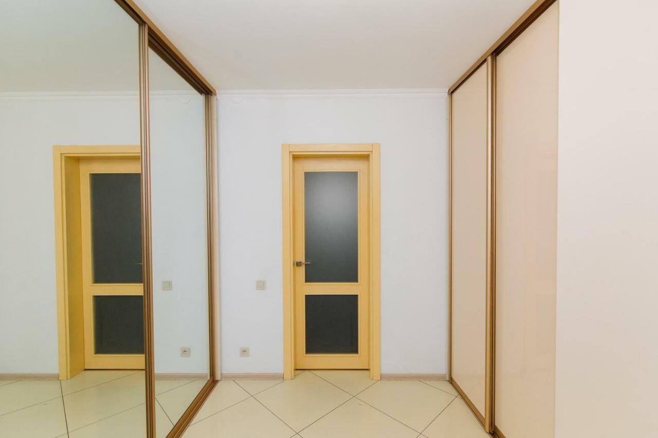 Luxury Studio Apart-Hotel In Centre 2 Room Sumy Eksteriør billede